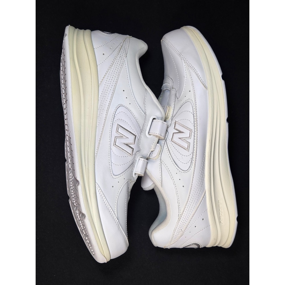 New Balance 577 Mens 11 4E Extra Wide White Leather Walking Shoes  Hook Loop